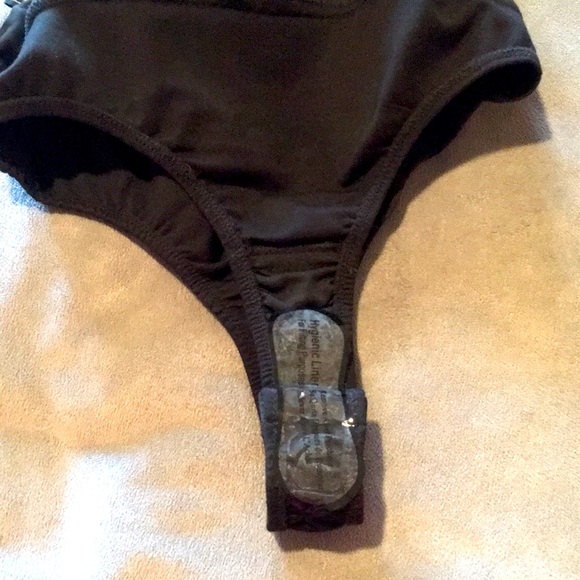 NWT cupcakes and cashmere Sheer Long Sleeve Bodysuit